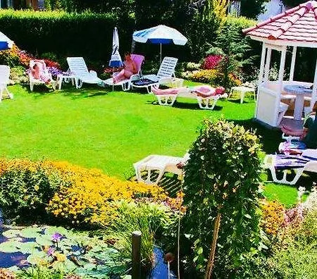 Wellness Kakadu Отель 3*