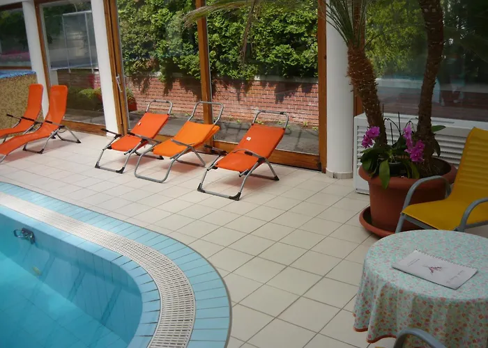 ホテル Wellness Kakadu 3*