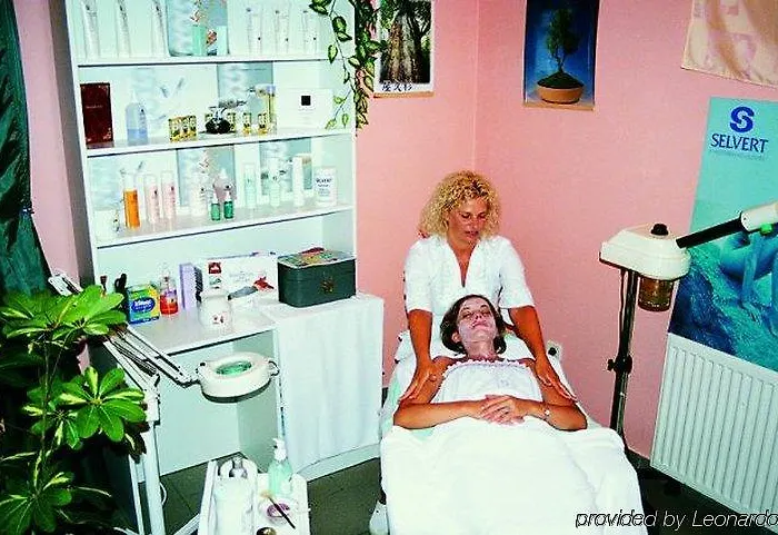 Wellness Kakadu 3* ケストヘイ