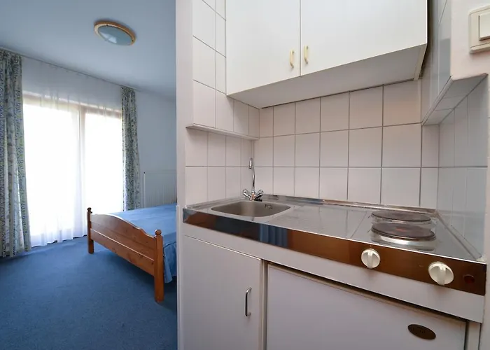 Wellness Kakadu 3* ケストヘイ